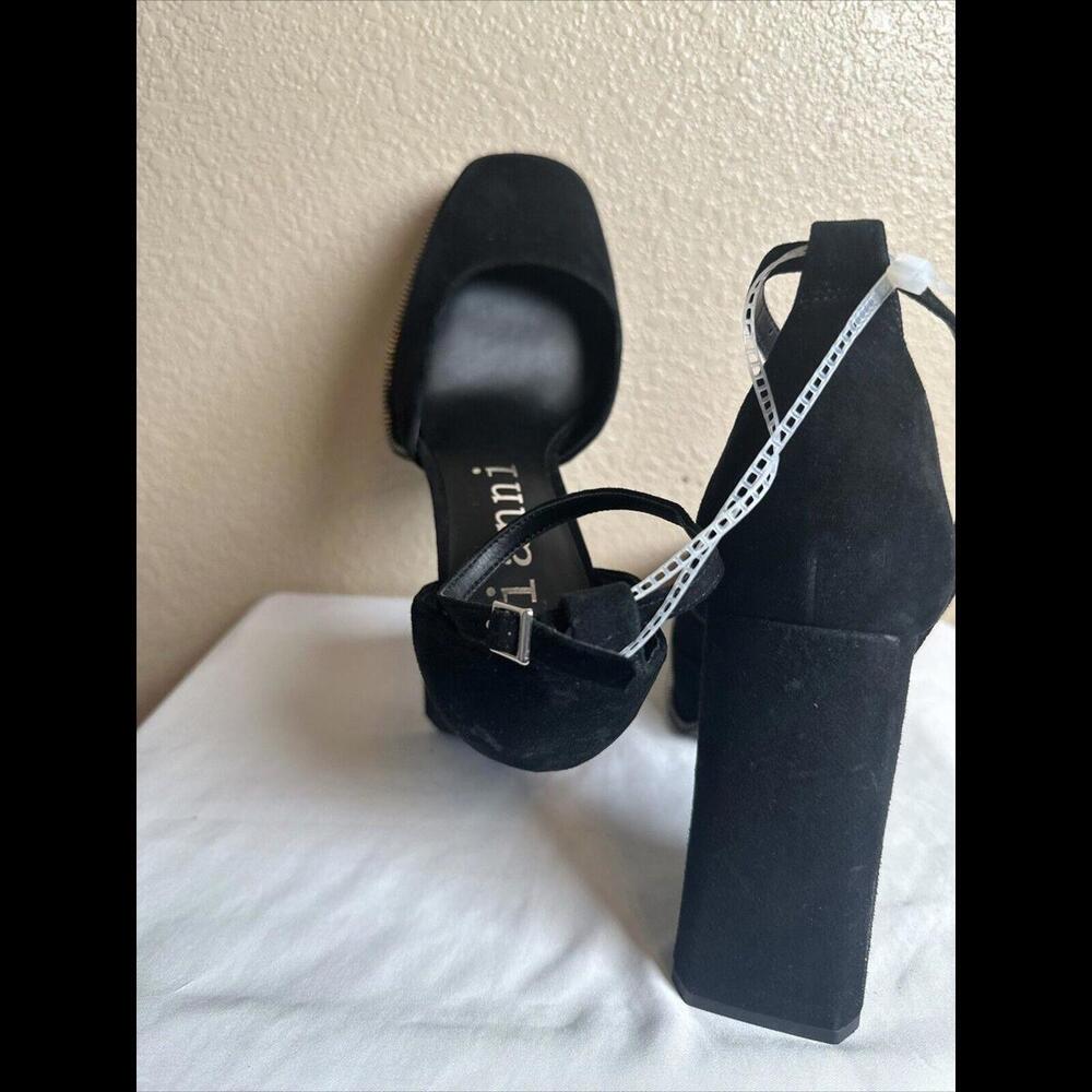 Gianni Bini Chellsie Ankle Strap Platform Dress‎ Shoes. Size 8.5 NWOB $100